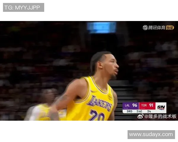 小尼克史密斯压哨犯规送罚球绝杀 艾萨克琼斯逆转战胜对手