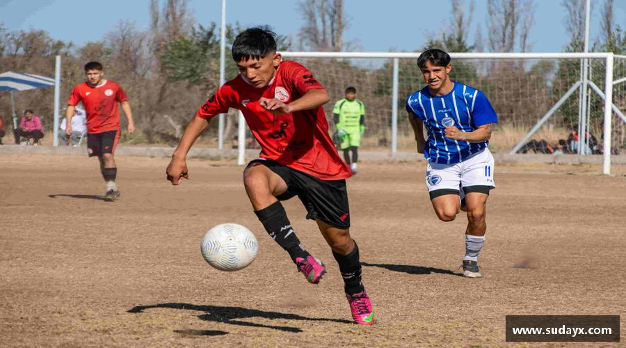 完美电竞网址激情点燃，引爆荣耀！